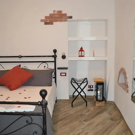 Au Giardin بيت ضيافة 4*